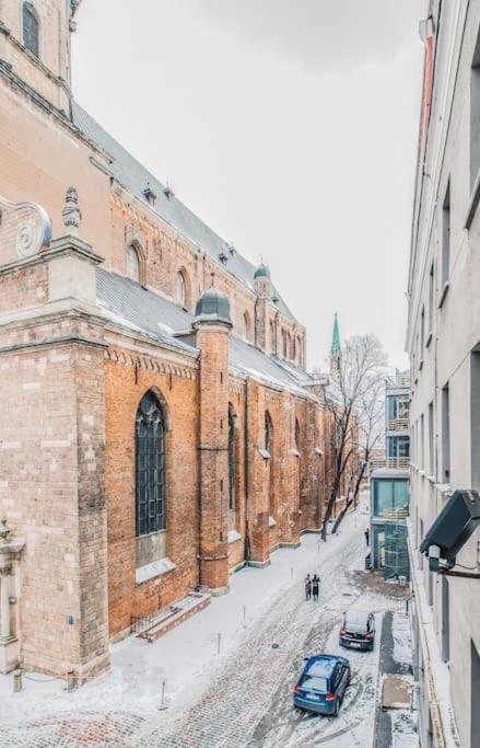 Old Town Apartment Next To Saint Peter'S Church รีกา ภายนอก รูปภาพ