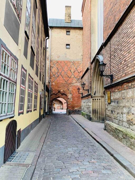 Old Town Apartment Next To Saint Peter'S Church รีกา ภายนอก รูปภาพ